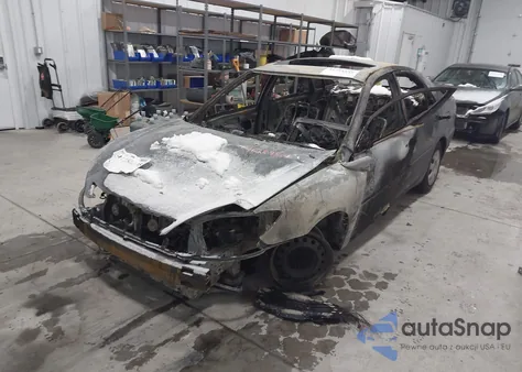 2004 Toyota Camry Le from USA, damaged, VIN 4T1BE30K74U930677